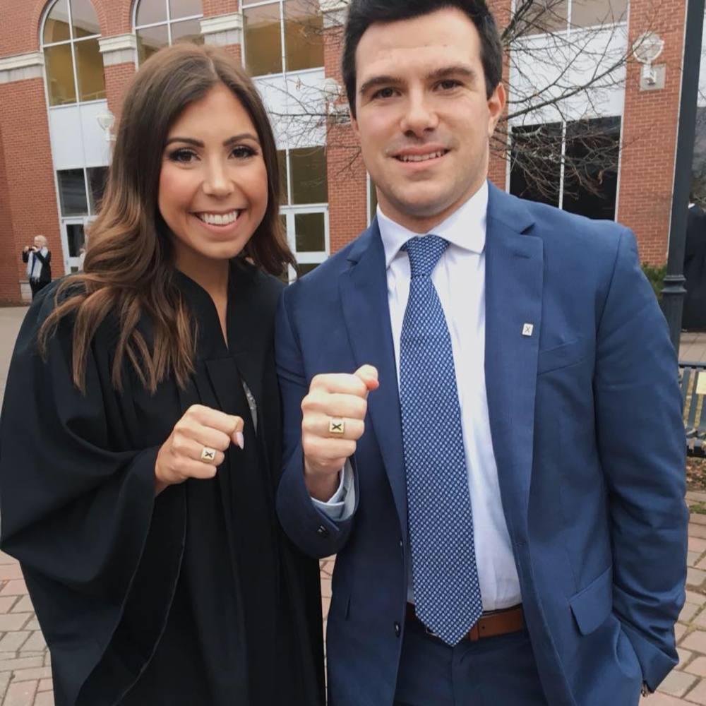 Meet your Posher, Shea